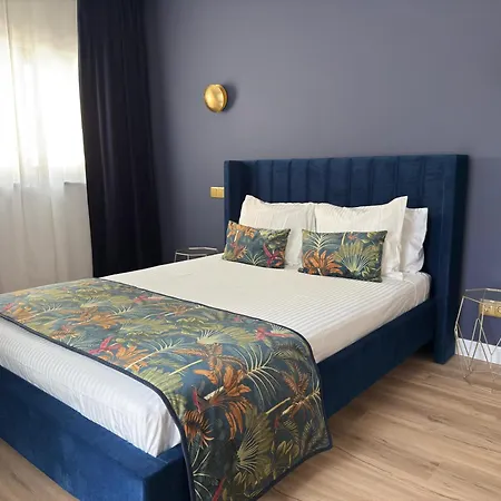 Βίλα Root By The River